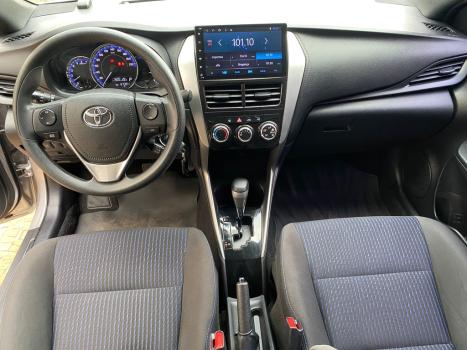 TOYOTA Yaris Hatch 1.3 16V 4P FLEX XL, Foto 10