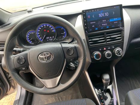 TOYOTA Yaris Hatch 1.3 16V 4P FLEX XL, Foto 12