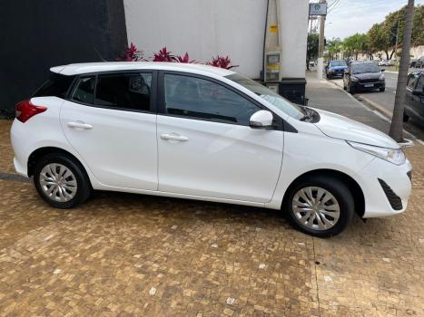 TOYOTA Yaris Hatch 1.3 16V 4P FLEX XL, Foto 4