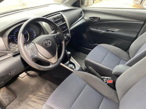TOYOTA Yaris Hatch 1.3 16V 4P FLEX XL, Foto 9