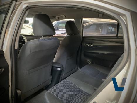 TOYOTA Yaris Sedan 1.5 16V 4P FLEX XL PLUS TECH MULTIDRIVE AUTOMTICO CVT, Foto 12