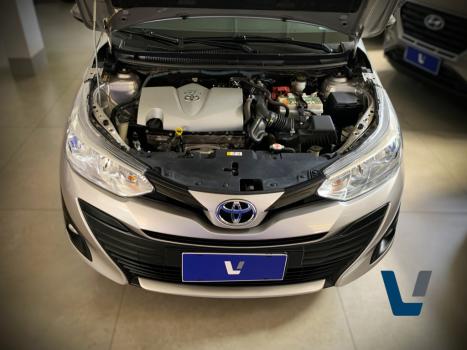 TOYOTA Yaris Sedan 1.5 16V 4P FLEX XL PLUS TECH MULTIDRIVE AUTOMTICO CVT, Foto 13