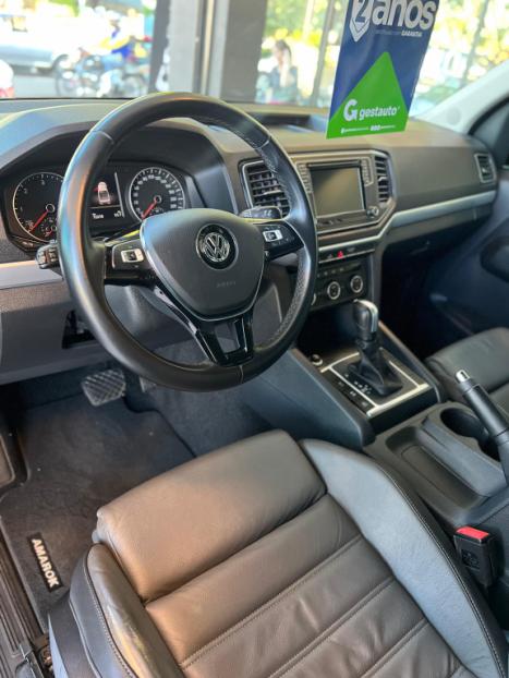VOLKSWAGEN Amarok 3.0 V6 CABINE DUPLA CONFORT 4X4 TURBO INTERCOOLER AUTOMTICO, Foto 10