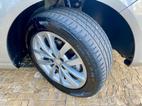 VOLKSWAGEN Fox 1.6 4P COMFORTLINE FLEX, Foto 12