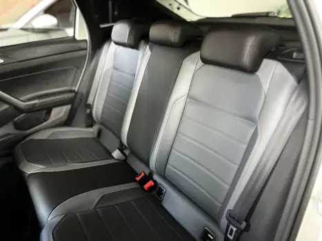 VOLKSWAGEN Nivus 1.0 4P FLEX 200 TSI HIGHLINE TURBO AUTOMTICO, Foto 15