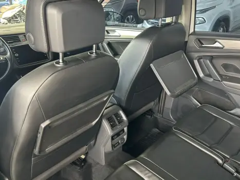 VOLKSWAGEN Tiguan 1.4 250 TSI TOTAL FLEX ALLSPACE COMFORTLINE TURBO AUTOMTICO TIPTRONIC, Foto 10