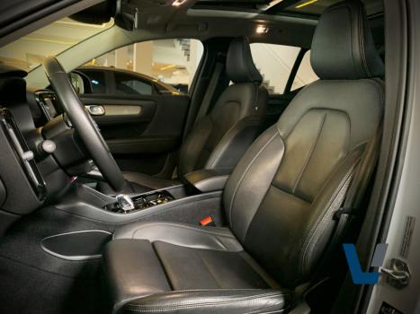 VOLVO XC40 1.5 16V 4P T5 RECHARGE HBRIDO INSCRIPTION GEARTRONIC AUTOMTICO, Foto 10