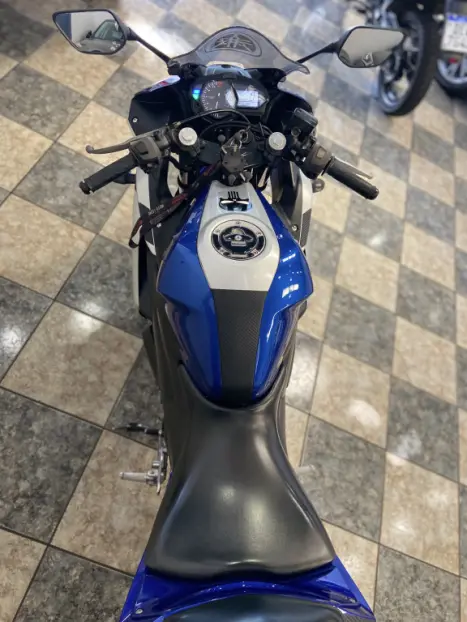 YAMAHA YZF R3 320 ABS, Foto 4