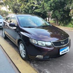 KIA Cerato Sedan 1.6 16V 4P GLS