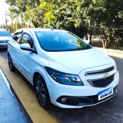 CHEVROLET Onix Hatch 1.4 4P FLEX LTZ