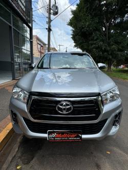 TOYOTA Hilux Caminhonete 2.8 16V SRV 4X4 DIESEL CABINE DUPLA AUTOMTICO