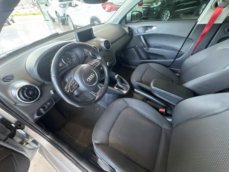 AUDI A1 1.4 16V TFSI ATRACTION S-TRONIC AUTOMÁTICO, Foto 9