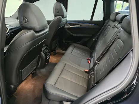 BMW X3 2.0 16V 4P H�BRIDO M SPORT LAUNCH EDITION XDRIVE30E STEPTRONIC AUTOM�TICO, Foto 9