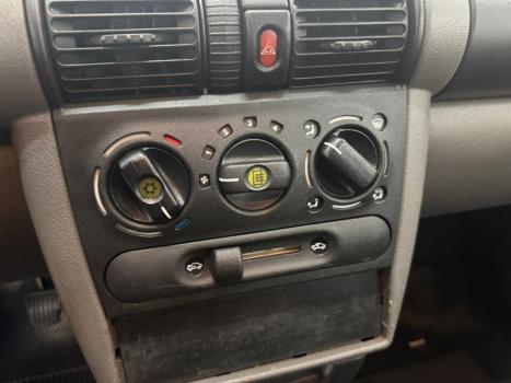 CHEVROLET Classic Sedan 1.0 4P VHCE FLEX LS, Foto 10