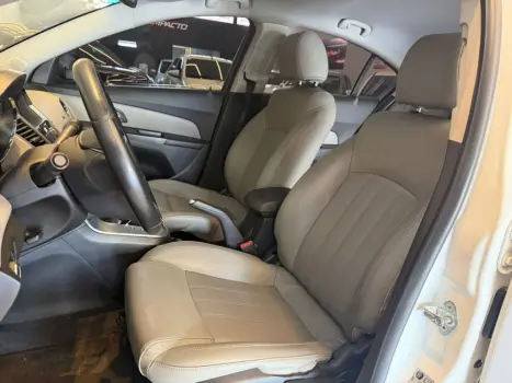 CHEVROLET Cruze Sedan 1.8 16V 4P LTZ ECOTEC FLEX AUTOMÁTICO, Foto 10