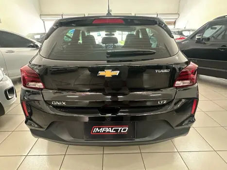 CHEVROLET Onix Hatch 1.0 4P FLEX LTZ TURBO AUTOMÁTICO, Foto 2 CHEVROLET Onix Hatch 1.0 4P FLEX LTZ TURBO AUTOMÁTICO, Foto 2