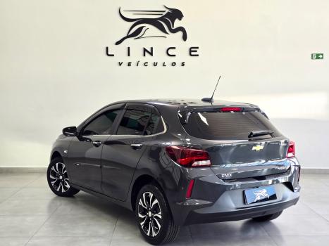 CHEVROLET Onix Hatch 1.0 12V 4P FLEX PREMIER TURBO AUTOMÁTICO, Foto 5 CHEVROLET Onix Hatch 1.0 12V 4P FLEX PREMIER TURBO AUTOMÁTICO, Foto 5