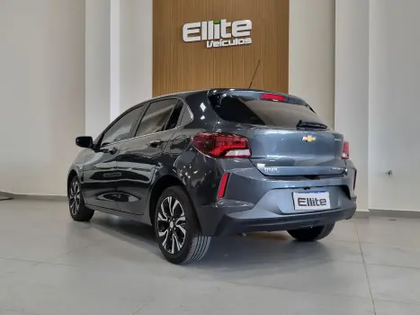 CHEVROLET Onix Hatch 1.0 12V 4P FLEX LT TURBO AUTOM�TICO, Foto 4