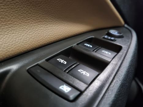 CHEVROLET Onix Hatch 1.0 12V 4P FLEX PREMIER TURBO AUTOM�TICO, Foto 11