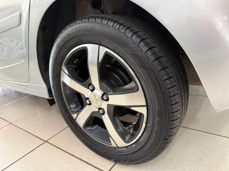 CHEVROLET Onix Hatch 1.4 4P FLEX LTZ AUTOM�TICO, Foto 14