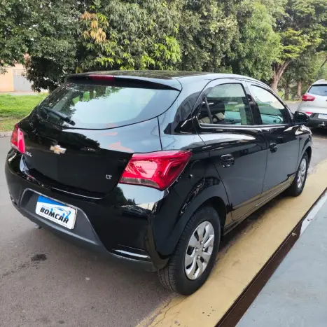 CHEVROLET Onix Hatch 1.0 4P FLEX LT, Foto 8