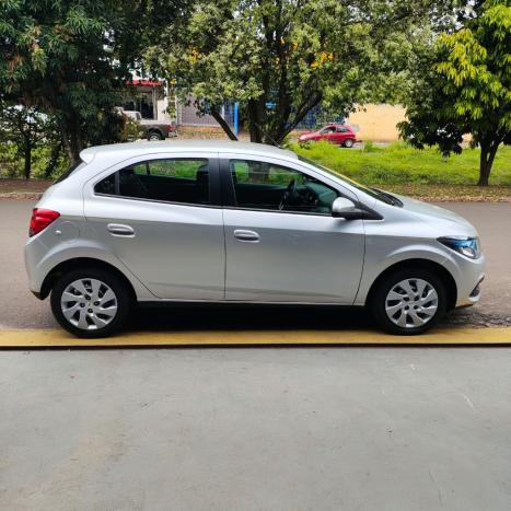 CHEVROLET Onix Hatch 1.4 4P FLEX LT, Foto 5