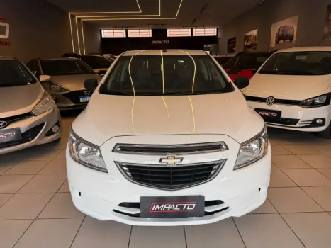 CHEVROLET Onix Hatch 1.0 4P FLEX LT, Foto 2