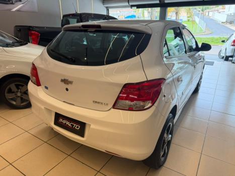 CHEVROLET Onix Hatch 1.0 4P FLEX LT, Foto 5