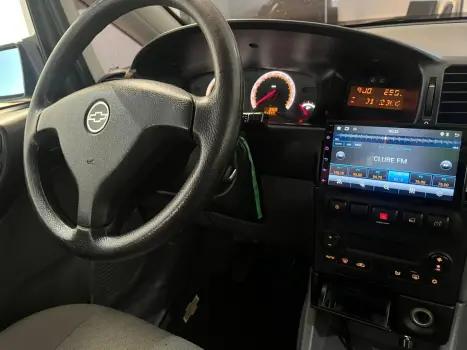 CHEVROLET Zafira 2.0 4P FLEX COMFORT, Foto 17