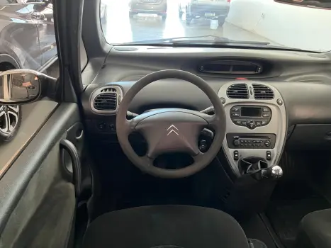 CITROEN XSara Picasso 1.6 16V 4P FLEX EXCLUSIVE, Foto 7 CITROEN XSara Picasso 1.6 16V 4P FLEX EXCLUSIVE, Foto 7