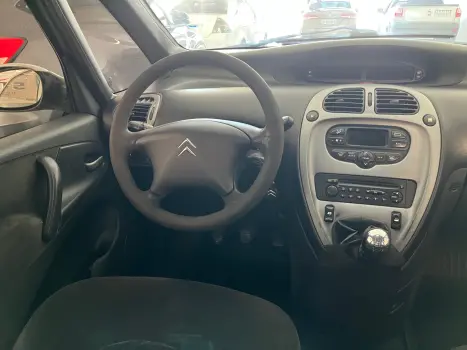 CITROEN XSara Picasso 1.6 16V 4P FLEX EXCLUSIVE, Foto 8 CITROEN XSara Picasso 1.6 16V 4P FLEX EXCLUSIVE, Foto 8
