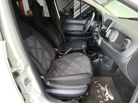 FIAT Mobi 1.0 4P FLEX EVO LIKE, Foto 13 FIAT Mobi 1.0 4P FLEX EVO LIKE, Foto 13