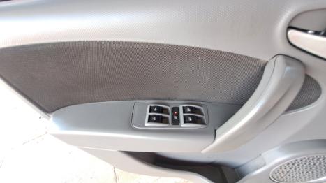 FIAT Palio 1.0 4P FLEX ATTRACTIVE, Foto 3 FIAT Palio 1.0 4P FLEX ATTRACTIVE, Foto 3