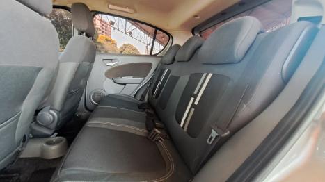 FIAT Palio 1.0 4P FLEX ATTRACTIVE, Foto 5 FIAT Palio 1.0 4P FLEX ATTRACTIVE, Foto 5