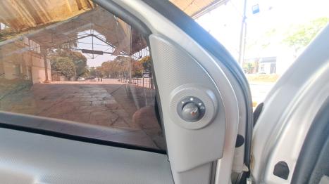 FIAT Palio 1.0 4P FLEX ATTRACTIVE, Foto 6 FIAT Palio 1.0 4P FLEX ATTRACTIVE, Foto 6