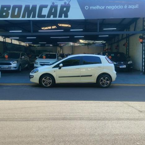 FIAT Punto 1.4 4P FLEX ATTRACTIVE ITALIA, Foto 5 FIAT Punto 1.4 4P FLEX ATTRACTIVE ITALIA, Foto 5