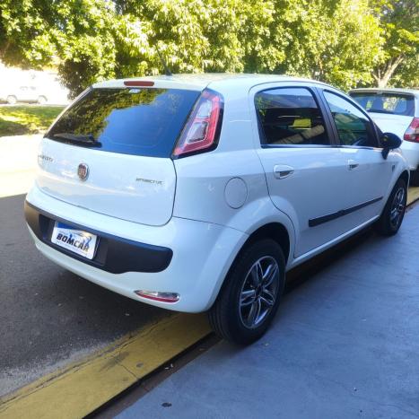 FIAT Punto 1.4 4P FLEX ATTRACTIVE ITALIA, Foto 8 FIAT Punto 1.4 4P FLEX ATTRACTIVE ITALIA, Foto 8