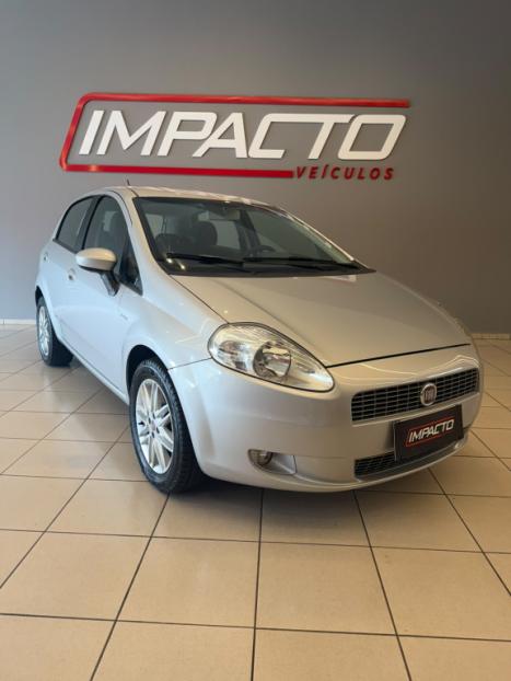 FIAT Punto 1.6 16V 4P FLEX ESSENCE DUALOGIC AUTOMATIZADO, Foto 1