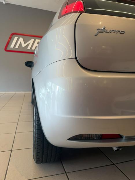 FIAT Punto 1.6 16V 4P FLEX ESSENCE DUALOGIC AUTOMATIZADO, Foto 11