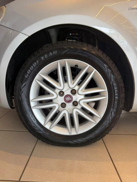 FIAT Punto 1.6 16V 4P FLEX ESSENCE DUALOGIC AUTOMATIZADO, Foto 12