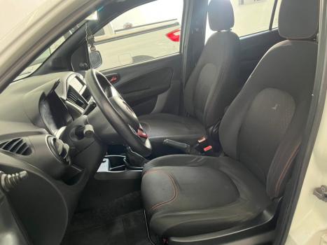 FIAT Uno 1.4 FLEX SPORTING, Foto 9