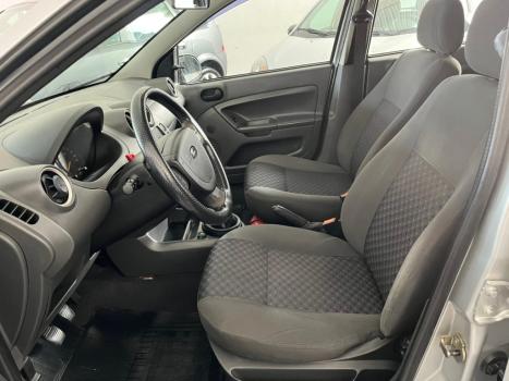 FORD Fiesta Hatch 1.6 4P FLEX, Foto 8