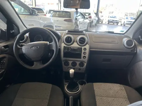 FORD Fiesta Hatch 1.6 4P FLEX, Foto 9