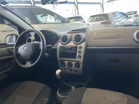 FORD Fiesta Hatch 1.6 4P FLEX, Foto 10