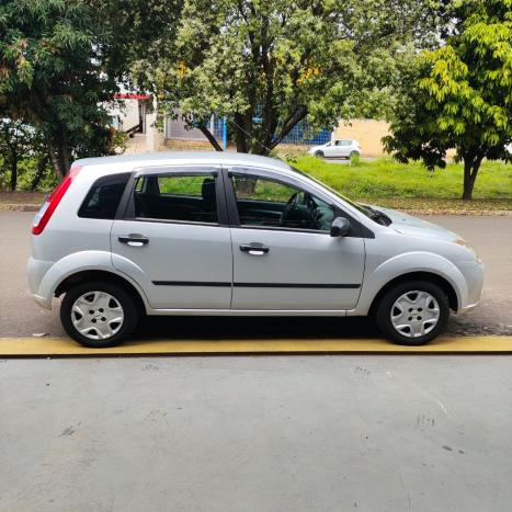 FORD Fiesta Hatch 1.6 4P FLEX, Foto 4