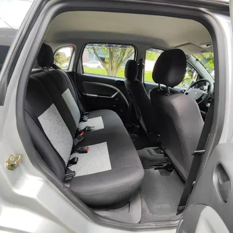 FORD Fiesta Hatch 1.6 4P FLEX, Foto 9