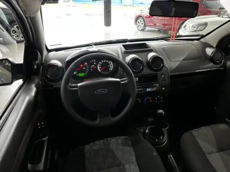 FORD Fiesta Hatch , Foto 8