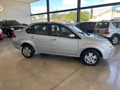 FORD Fiesta Sedan 1.6 4P FLEX, Foto 4
