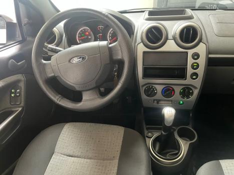 FORD Fiesta Sedan 1.6 4P ROCAM FLEX, Foto 14
