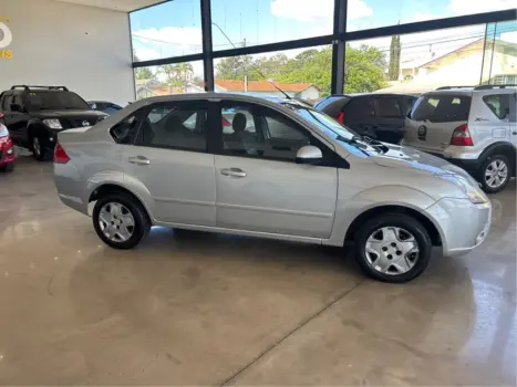 FORD Fiesta Sedan , Foto 4